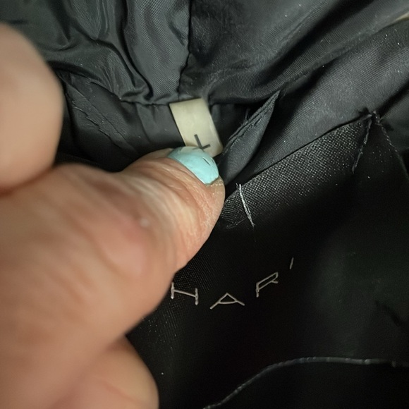 Tahari down filled long puffer coat with fur trimmed hood - Picture 4 of 11